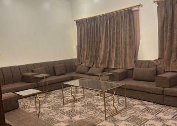 مزرعه كبيره وجميله بقسمين