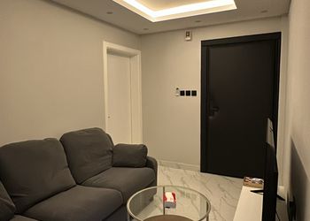 شقة بغرفة نوم وصالة 