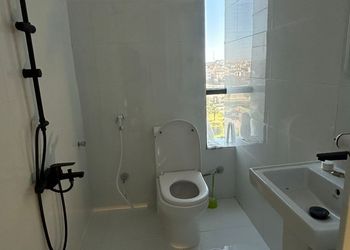 استديو بإطلالة مميزة ودخول ذاتي 