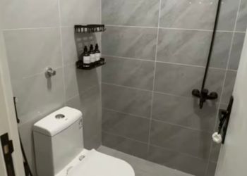 استديو بسرير ماستر وجلسة جانبية 