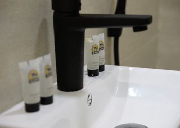استديو بسرير ماستر ودخول ذاتي
