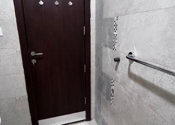 استديو بسرير ماستر وجلسة جانبية
