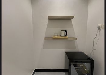 استديو بسرير ماستر وجلسة جانبية