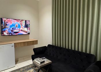 استديو هادئ بسرير ماستر 