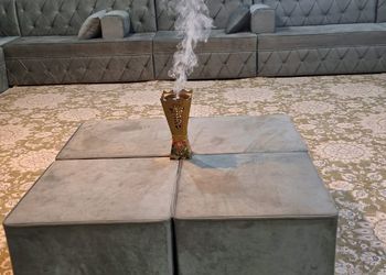 استراحة بمسبح داخلي ومجالس واسعة 