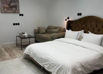 استديو انيق بسرير ماستر