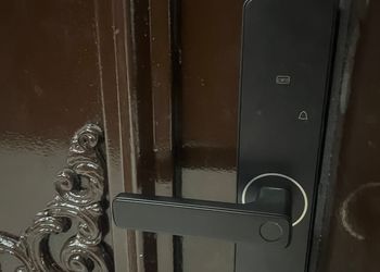 استديو هادئ بسرير ماستر 