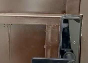 غرفة وصاله ب اثاث فاخر بمدخل خاص