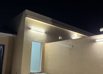 استراحة ببيت شعر ملكي