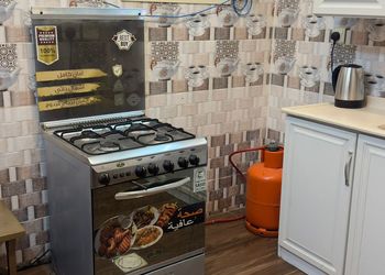 شقة بصالة وغرفة نوم