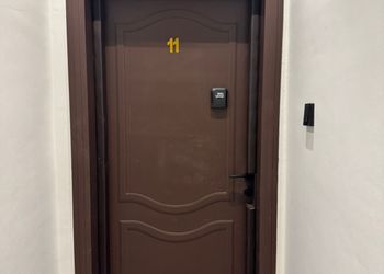 استديو بسرير ماستر ودخول ذاتي