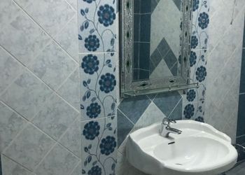 شقة بغرفتين نوم وصالة 