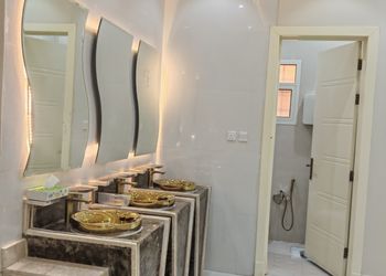 شاليه بصاله انيقة وجلسة ارضيه
