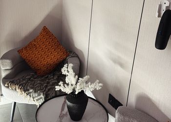 استديو بسرير ماستر