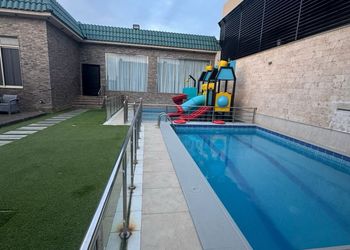 استراحة بمسطح اخضر