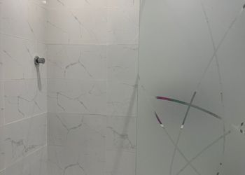 استديو هادئ بسرير ماستر