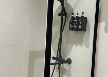 استديو بسرير ماستر وجلسة خارجية