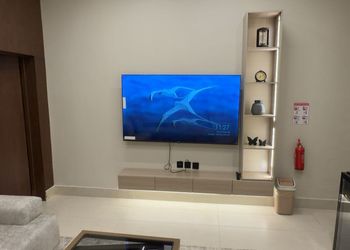 شقة بغرفة معيشة وغرفة نوم 