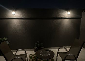استديو هادئ بدخول ذاتي 