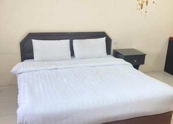 استديو بأثاث مريح وبسيط 