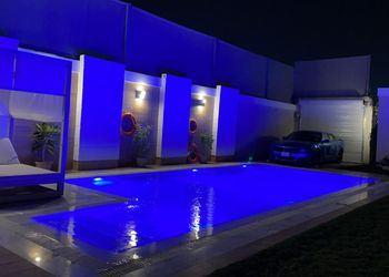 شاليه مودرن بمسبح وجاكوزي 