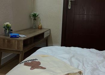 استديو هادئ بسرير فردي