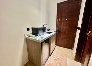 استديو هادئ بسرير ماستر 