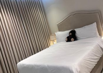 استديو بسرير ماستر وبلكونه