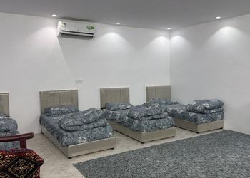 مزرعة بمجلس وغرفة نوم