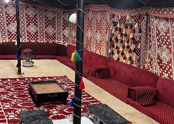 مخيم بمجلس واجواء ممتعة