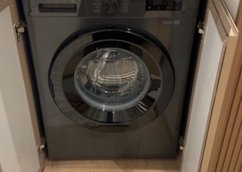 استديو هادئ بسرير ماستر 