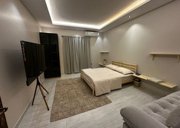 استديو بسرير ماستر ودخول ذاتي