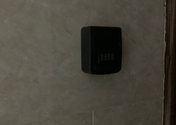 شقة بغرفتين نوم وصالة