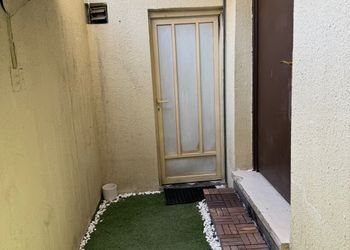 استديو بسرير ماستر 