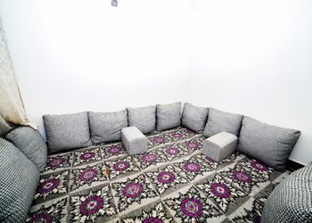 شاليه بمسطح اخضر