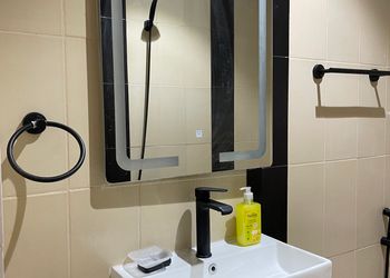 استديو بدخول ذاتي 