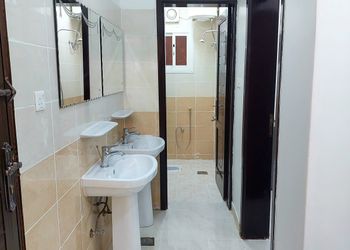 استديو بسرير ماستر ودخول ذاتي