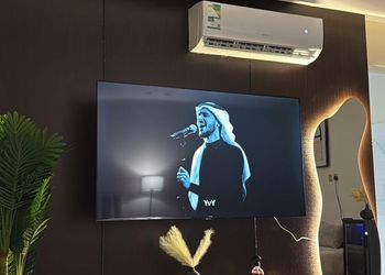 استديو بسرير ماستر وجلسة جانبية