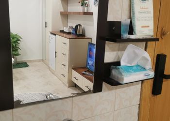 استديو بسرير ماستر وجلسة جانبية 