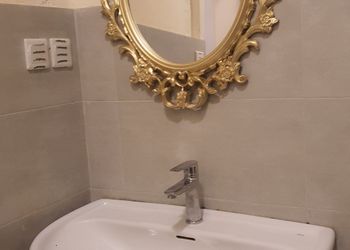 استديو بسرير ماستر وجلسة جانبية