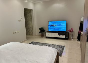 استديو بسرير ماستر ودخول ذاتي