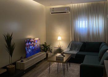 شقة غرفتين نوم ودخول ذاتي 