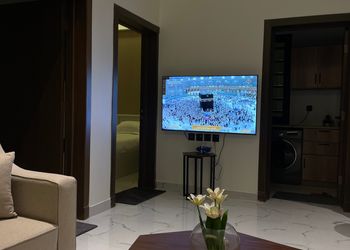شقة بصالة وغرفتين نوم