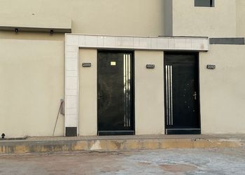 شقة بغرفة معيشة وغرفة نوم 