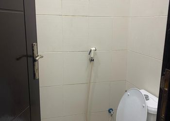 استديو هادئ بسرير ماستر 