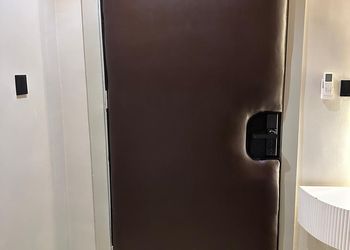 استديو هادئ بسرير ماستر 
