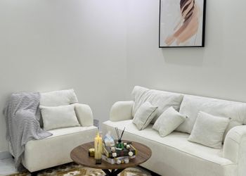 استديو بتصميم أنيق ودخول ذاتي 