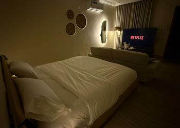 استديو بسرير ماستر وأثاث مريح