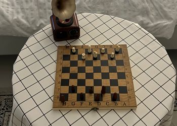 استديو هادئ بسرير ماستر