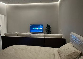 استديو بدخول ذاتي وسرير مريح 